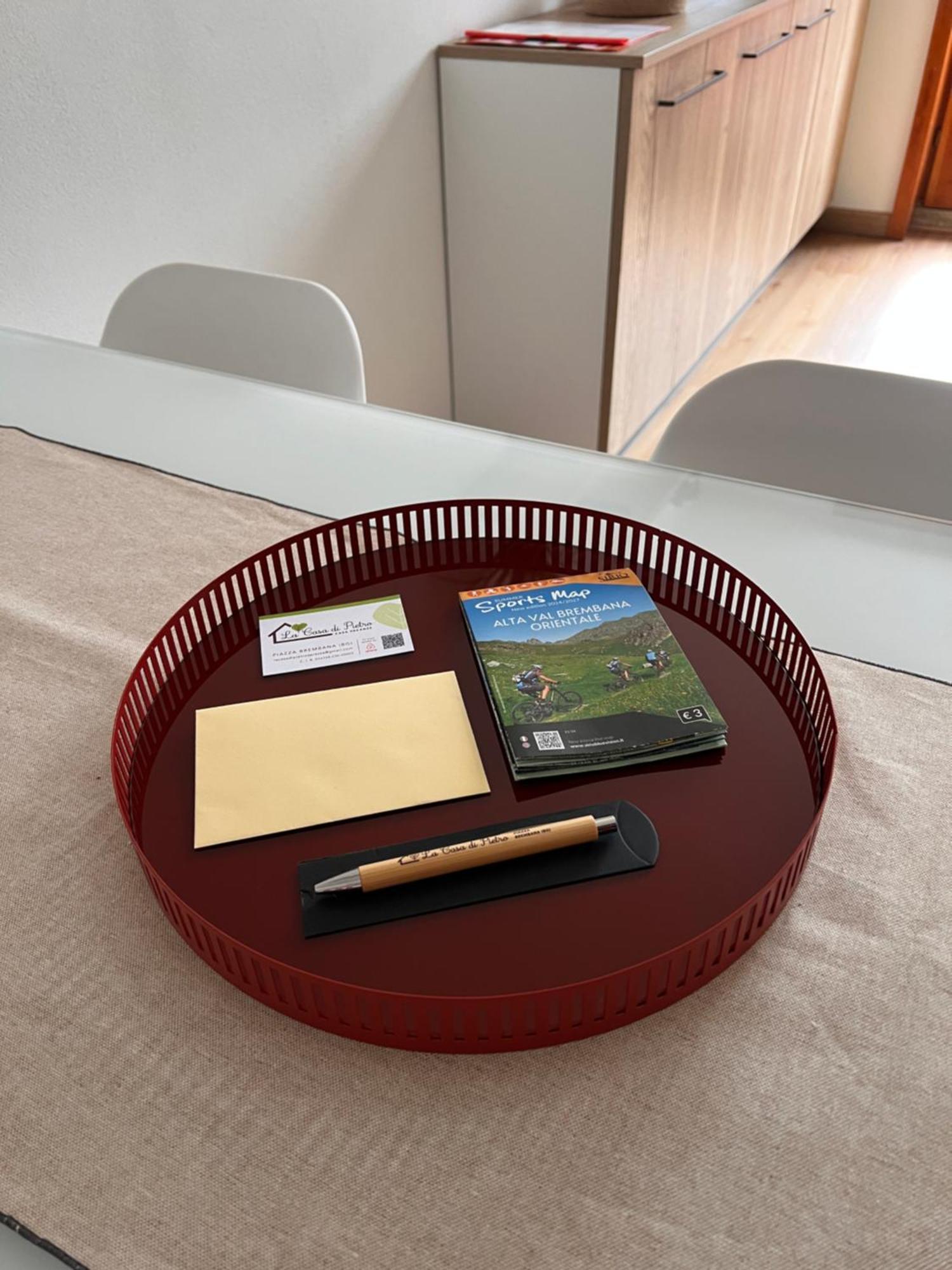 Appartamento La Casa Di Pietro Piazza Brembana Esterno foto